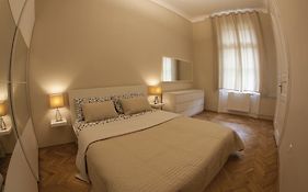 Wesselenyi Utca 4